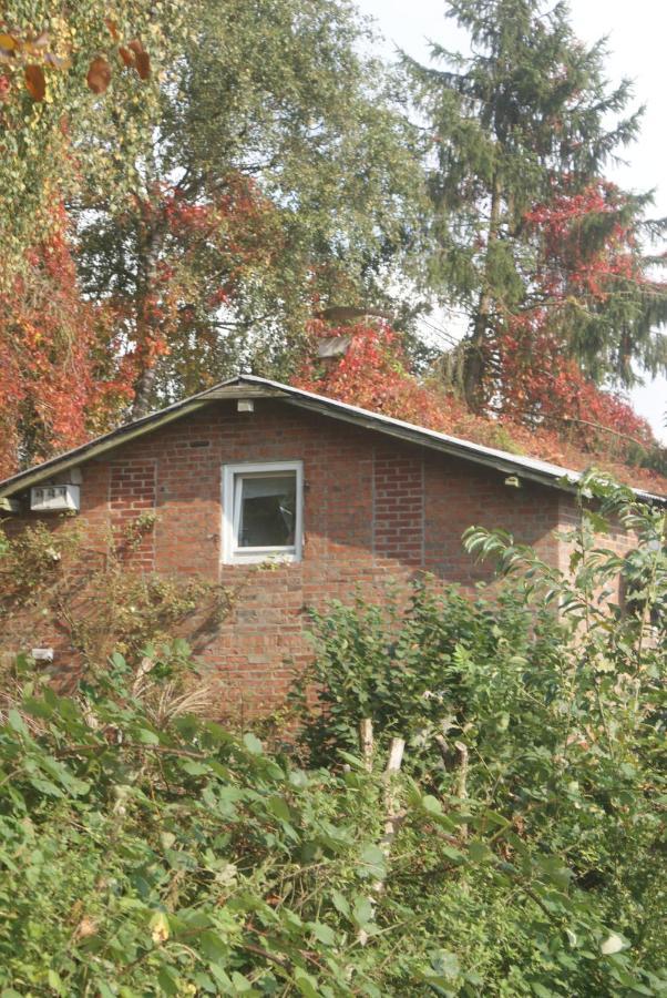 Bornhoved Das Landhauschen Im Umzaunten Garten, Hunde Gerne Auf Anfrage المظهر الخارجي الصورة